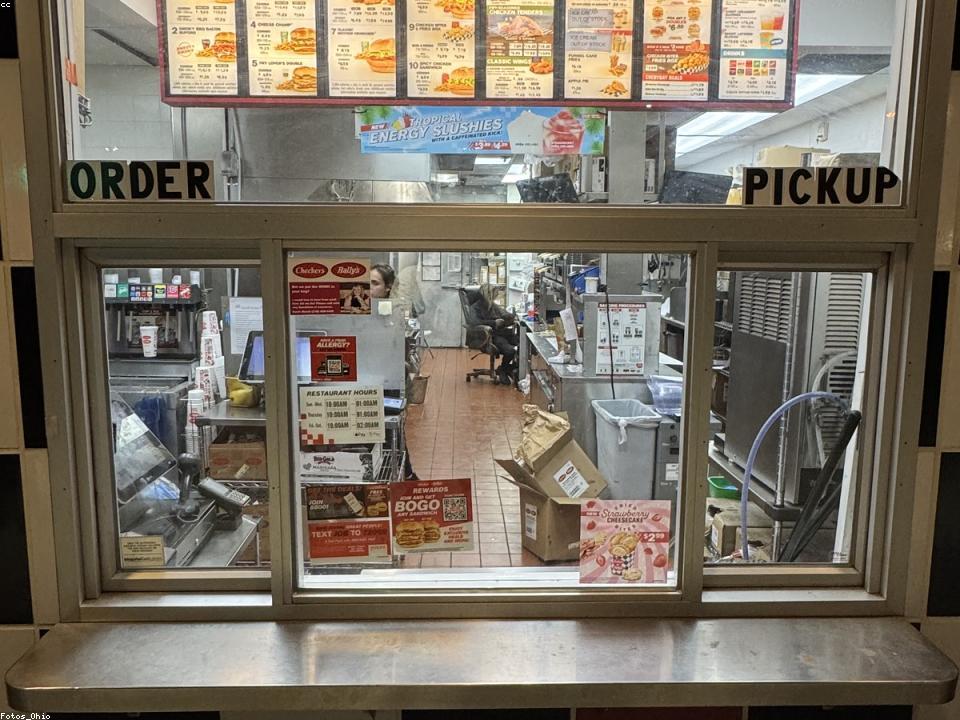 Popeyes Larco